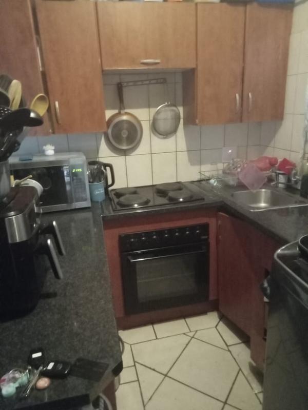 1 Bedroom Property for Sale in Rustenburg Central North West